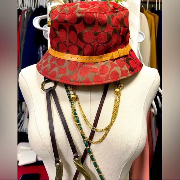 NWT COACH Hat - Picture 4 of 7